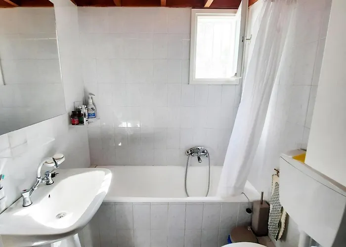 Agrilis Near The * Agrilos